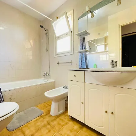 Olympe 4/5 Apartman *